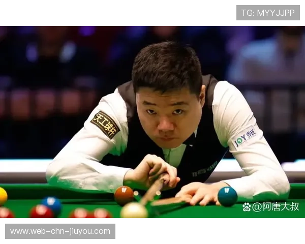 又挠头！丁俊晖6-1战胜霍尔特晋级国锦赛32强，下一轮vs海菲尔德，147 丁俊晖